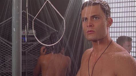 starship troopers shower scene|Casper Van Dien Dishes on “Starship Troopers” Naked Shower。